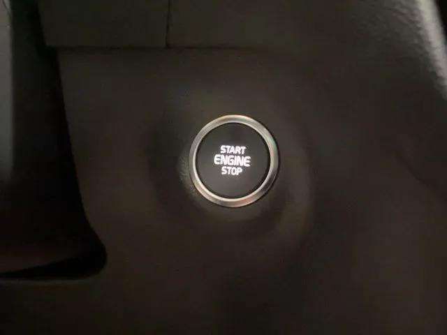 2025 Volvo XC40 B5 Plus Dark Theme Dallas TX
