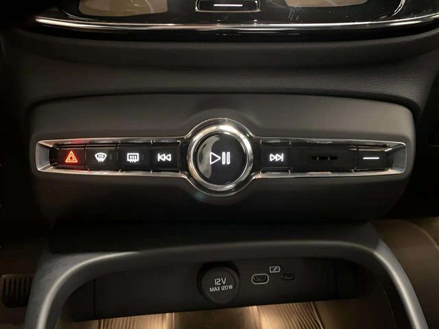 2025 Volvo XC40 B5 Plus Dark Theme Dallas TX