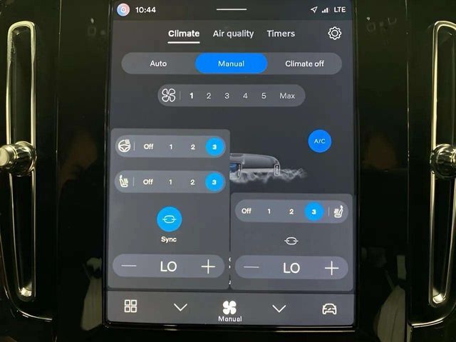 2025 Volvo XC40 B5 Plus Dark Theme Dallas TX
