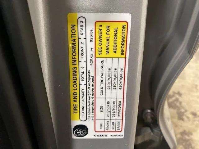 2025 Volvo XC40 B5 Plus Dark Theme Dallas TX