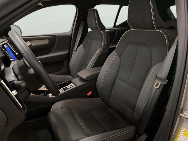 2025 Volvo XC40 B5 Plus Dark Theme Dallas TX