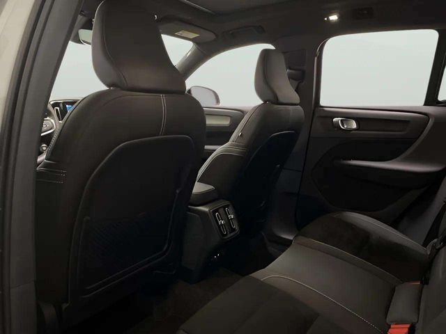 2025 Volvo XC40 B5 Plus Dark Theme Dallas TX