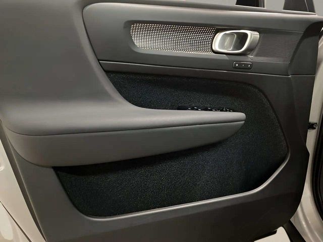 2025 Volvo XC40 B5 Plus Dark Theme Dallas TX