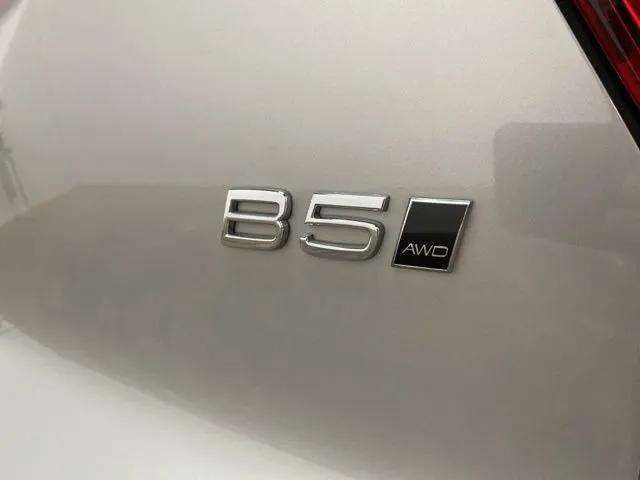 2025 Volvo XC40 B5 Plus Dark Theme Dallas TX