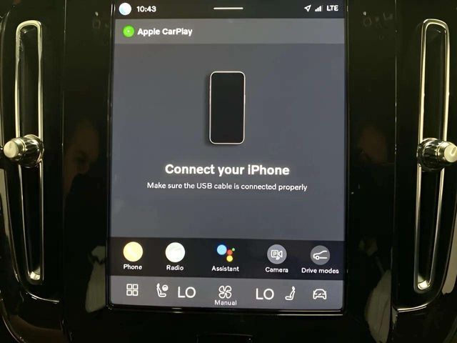 2025 Volvo XC40 B5 Plus Dark Theme Dallas TX