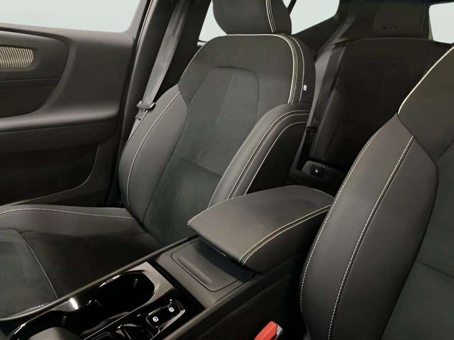2025 Volvo XC40 B5 Plus Dark Theme Dallas TX
