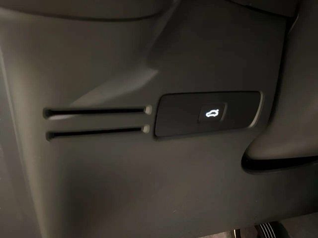 2025 Volvo XC40 B5 Plus Dark Theme Dallas TX