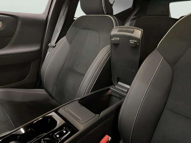 2025 Volvo XC40 B5 Plus Dark Theme Dallas TX