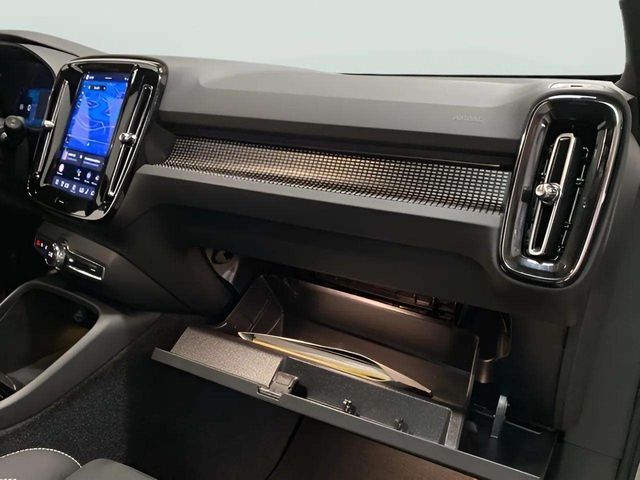 2025 Volvo XC40 B5 Plus Dark Theme Dallas TX
