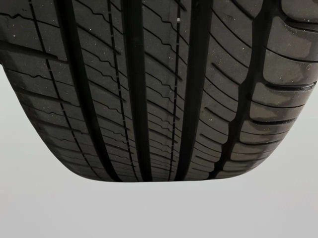2025 Volvo XC40 B5 Plus Dark Theme Dallas TX