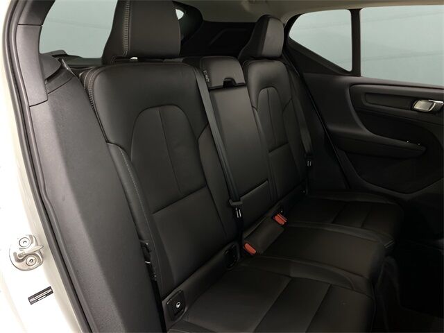 2025 Volvo XC40 B5 Plus Dark Theme Dallas TX
