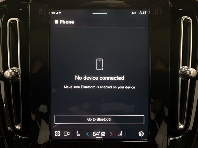 2025 Volvo XC40 B5 Plus Dark Theme Dallas TX