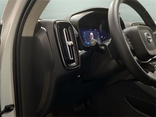 2025 Volvo XC40 B5 Plus Dark Theme Dallas TX