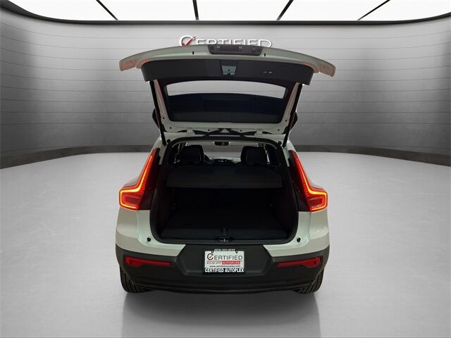 2025 Volvo XC40 B5 Plus Dark Theme Dallas TX