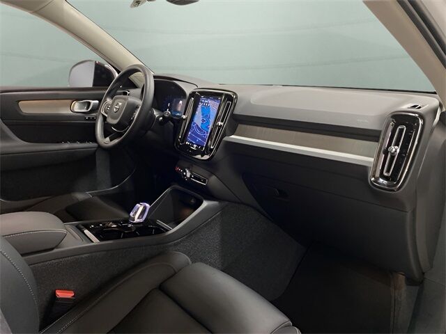 2025 Volvo XC40 B5 Plus Dark Theme Dallas TX