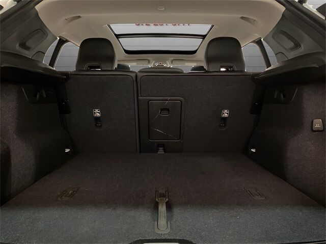 2025 Volvo XC40 B5 Plus Dark Theme Dallas TX