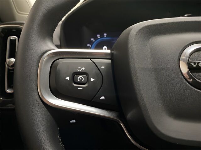 2025 Volvo XC40 B5 Plus Dark Theme Dallas TX