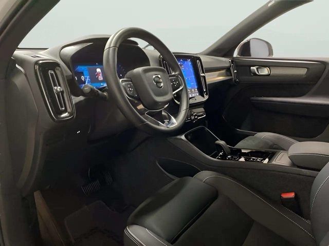 2025 Volvo XC40 B5 Plus Dark Theme Dallas TX