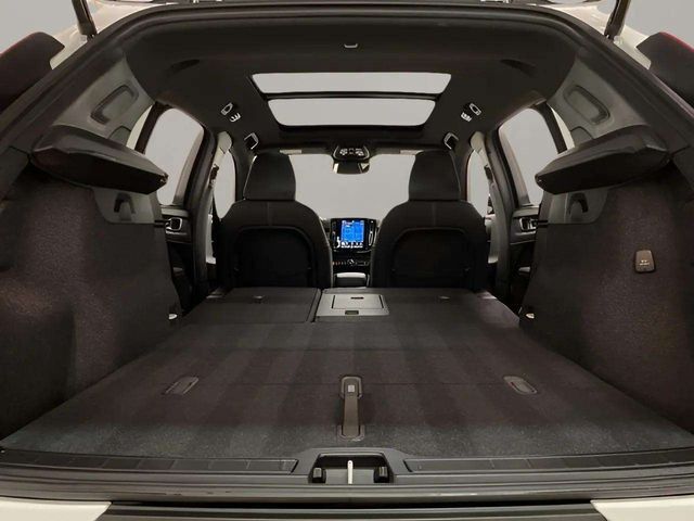 2025 Volvo XC40 B5 Plus Dark Theme Dallas TX