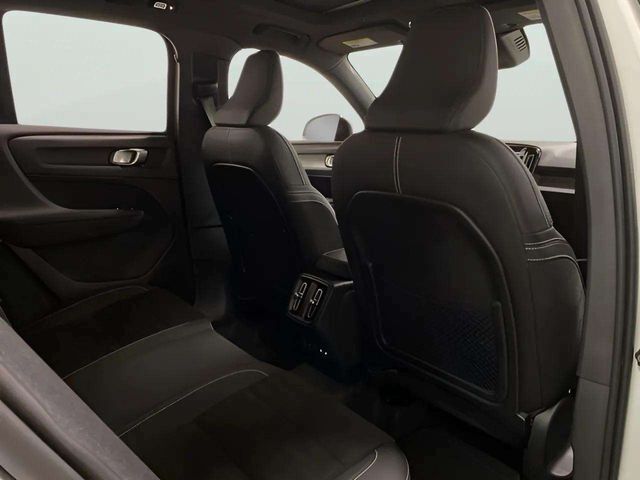 2025 Volvo XC40 B5 Plus Dark Theme Dallas TX