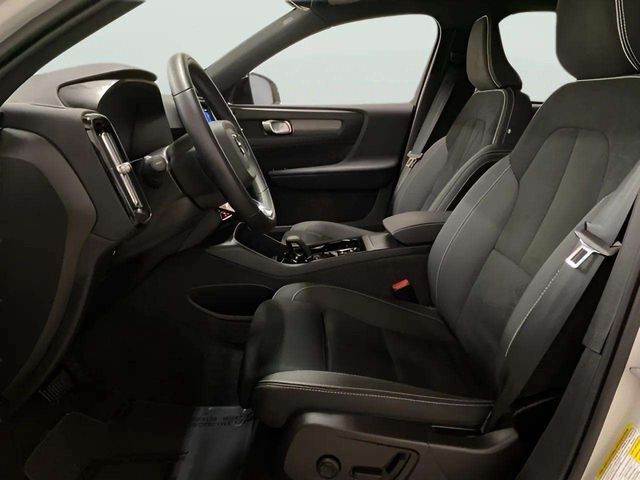 2025 Volvo XC40 B5 Plus Dark Theme Dallas TX