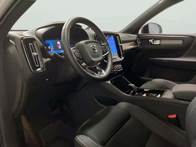 2025 Volvo XC40 B5 Plus Dark Theme Dallas TX