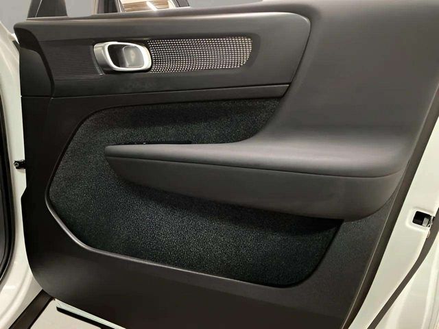 2025 Volvo XC40 B5 Plus Dark Theme Dallas TX