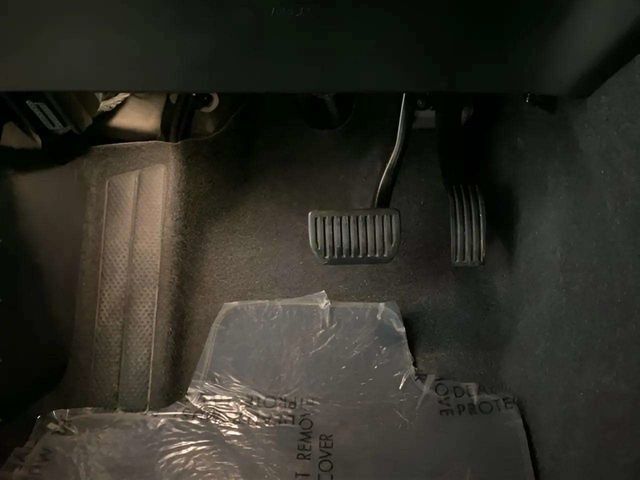 2025 Volvo XC40 B5 Plus Dark Theme Dallas TX