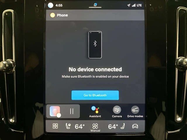 2025 Volvo XC40 B5 Plus Dark Theme Dallas TX