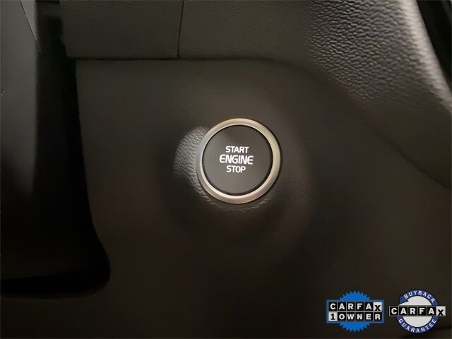 2025 Volvo XC40 B5 Plus Dark Theme Dallas TX