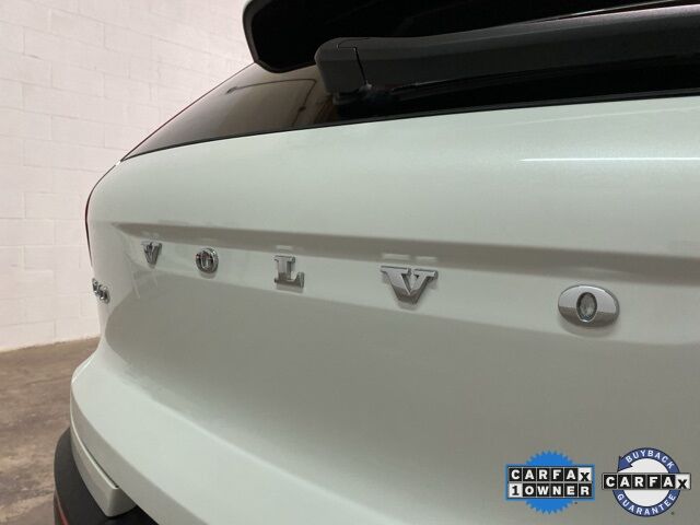 2025 Volvo XC40 B5 Plus Dark Theme Dallas TX