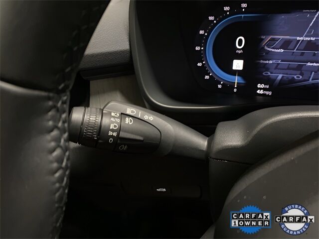 2025 Volvo XC40 B5 Plus Dark Theme Dallas TX
