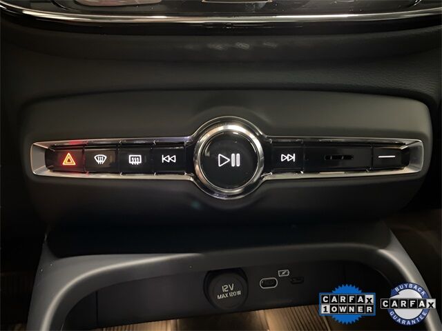 2025 Volvo XC40 B5 Plus Dark Theme Dallas TX