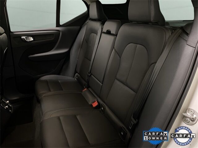 2025 Volvo XC40 B5 Plus Dark Theme Dallas TX
