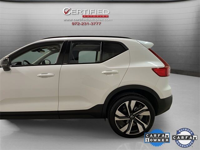 2025 Volvo XC40 B5 Plus Dark Theme Dallas TX
