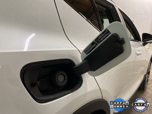2025 Volvo XC40 B5 Plus Dark Theme Dallas TX