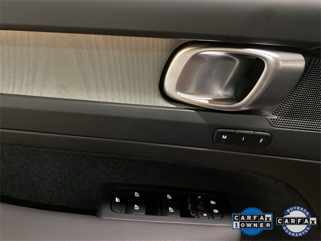 2025 Volvo XC40 B5 Plus Dark Theme Dallas TX