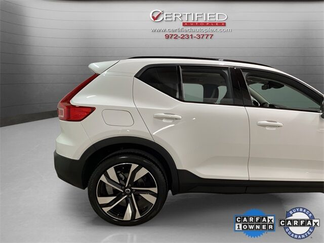 2025 Volvo XC40 B5 Plus Dark Theme Dallas TX