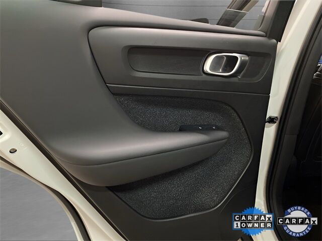 2025 Volvo XC40 B5 Plus Dark Theme Dallas TX