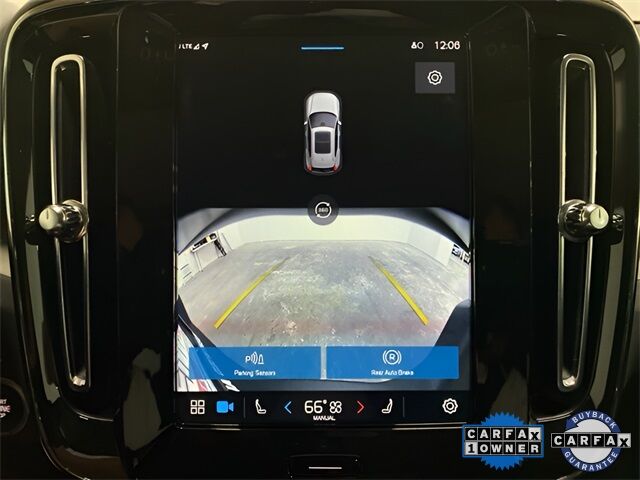 2025 Volvo XC40 B5 Plus Dark Theme Dallas TX