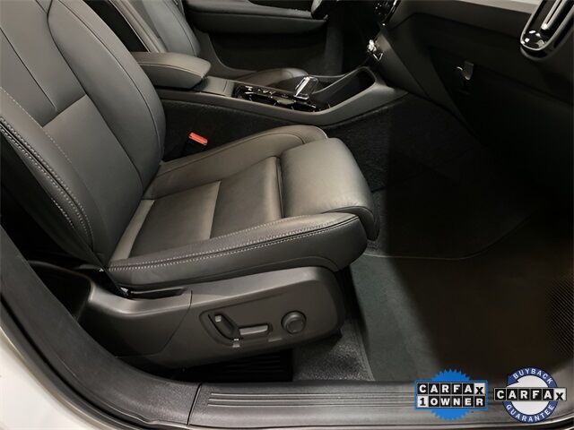 2025 Volvo XC40 B5 Plus Dark Theme Dallas TX