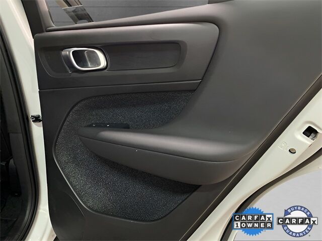 2025 Volvo XC40 B5 Plus Dark Theme Dallas TX