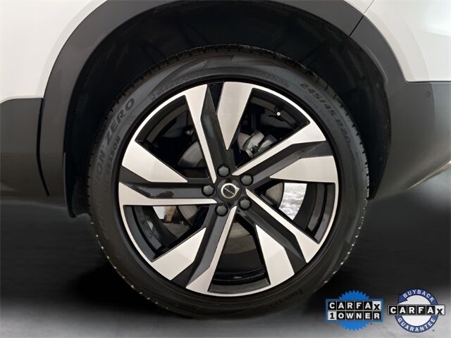 2025 Volvo XC40 B5 Plus Dark Theme Dallas TX