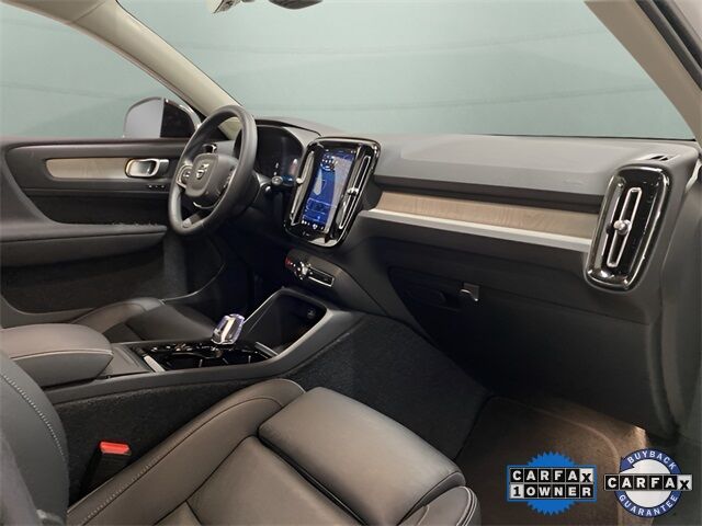 2025 Volvo XC40 B5 Plus Dark Theme Dallas TX