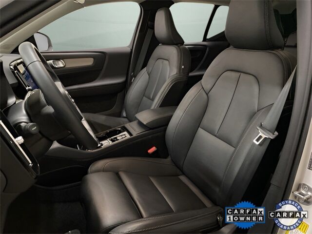 2025 Volvo XC40 B5 Plus Dark Theme Dallas TX