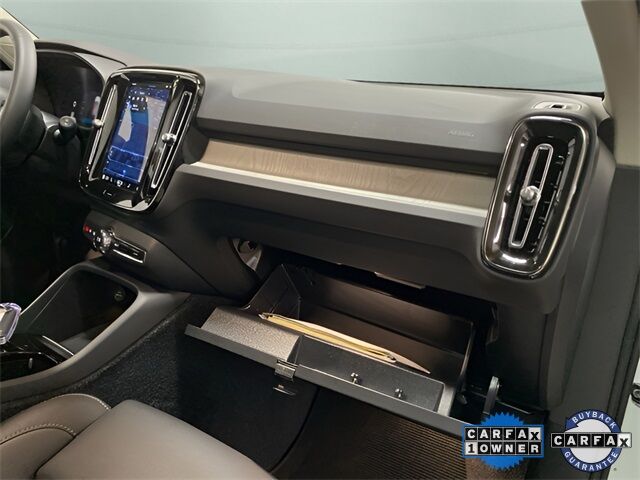 2025 Volvo XC40 B5 Plus Dark Theme Dallas TX
