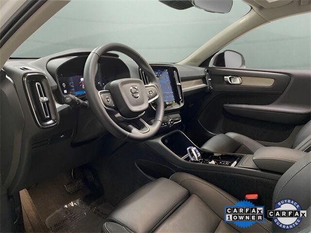 2025 Volvo XC40 B5 Plus Dark Theme Dallas TX