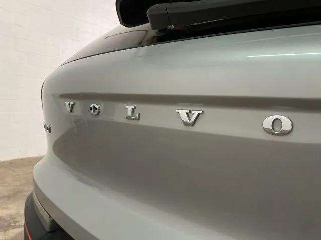 2025 Volvo XC40 B5 Plus Dark Theme Dallas TX