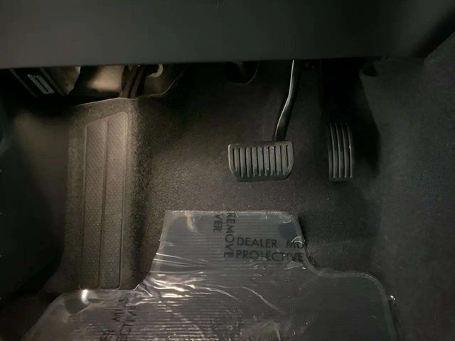 2025 Volvo XC40 B5 Plus Dark Theme Dallas TX