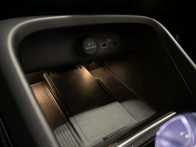 2025 Volvo XC40 B5 Plus Dark Theme Dallas TX